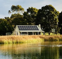 The Lake House Retreat - Accommodation in Surfers Paradise