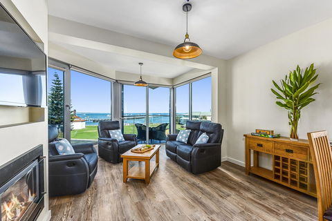 Bonnies Of Beachport - Accommodation in Surfers Paradise 1