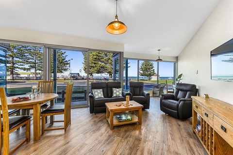 Bonnies Of Beachport - Accommodation in Surfers Paradise 11
