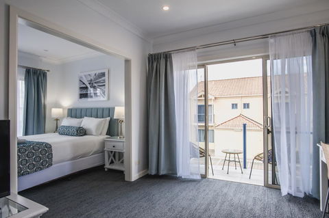 Marina Hotel - Accommodation in Surfers Paradise 8