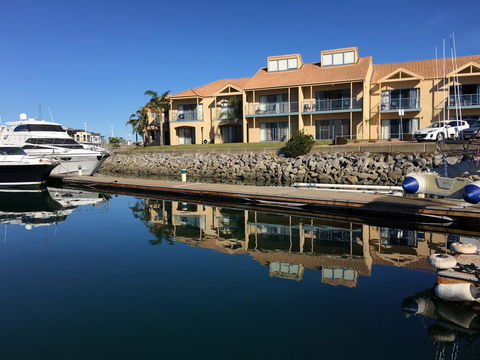 Marina Hotel - Accommodation in Surfers Paradise 35