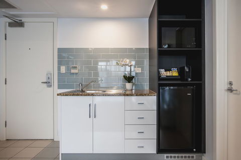 Marina Hotel - Accommodation in Surfers Paradise 17