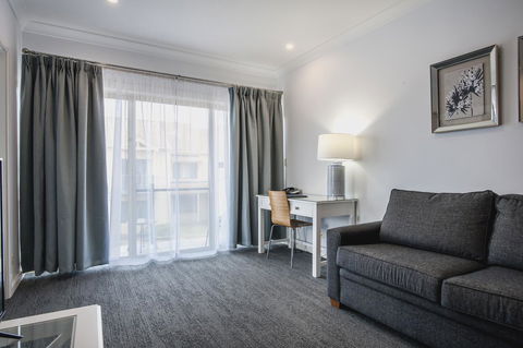 Marina Hotel - Accommodation in Surfers Paradise 3