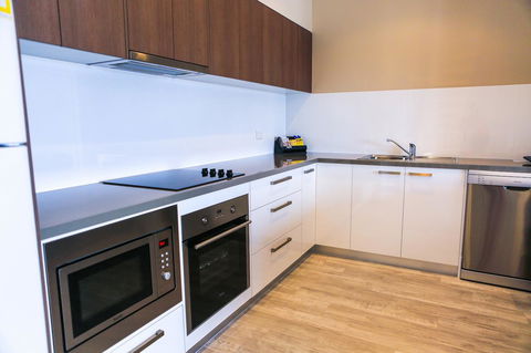 Marina Hotel - Accommodation in Surfers Paradise 32