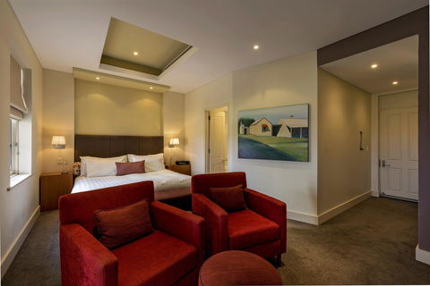 The Louise - Accommodation in Surfers Paradise 36