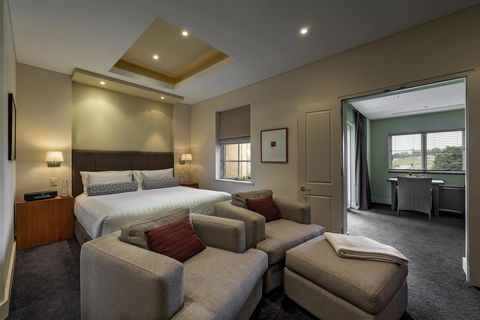 The Louise - Accommodation in Surfers Paradise 37