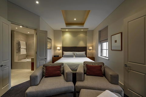 The Louise - Accommodation in Surfers Paradise 19