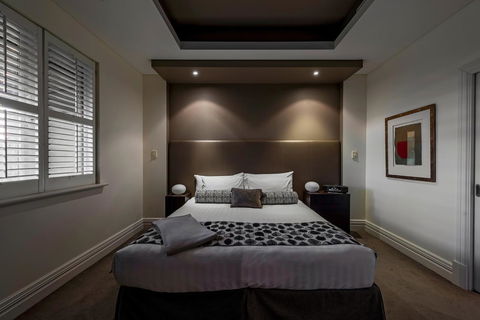 The Louise - Accommodation in Surfers Paradise 39