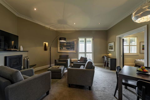 The Louise - Accommodation in Surfers Paradise 8