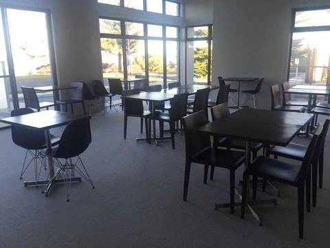 Villas On The Bay Kingscote - Accommodation in Surfers Paradise 6