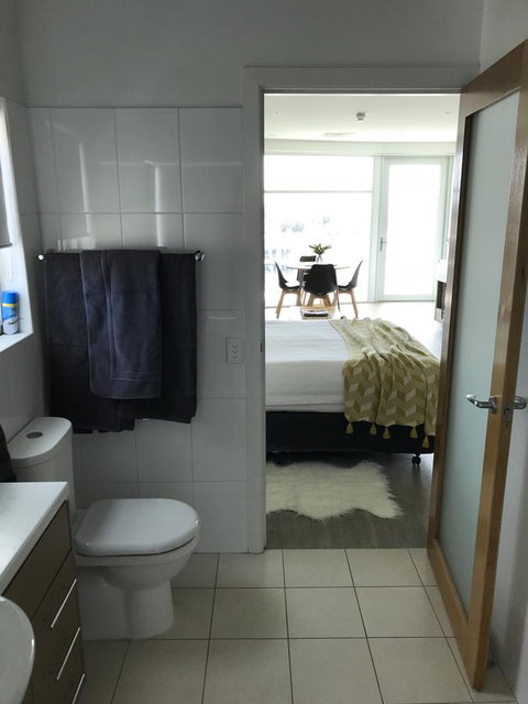 Ocean View Luxury Apartment & Suite - Accommodation in Surfers Paradise 18