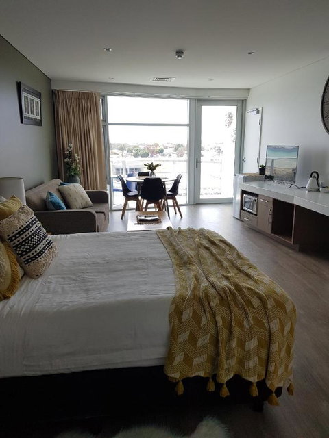 Ocean View Luxury Apartment & Suite - Accommodation in Surfers Paradise 4