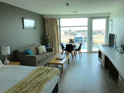 Ocean View Luxury Apartment & Suite - Accommodation in Surfers Paradise 24