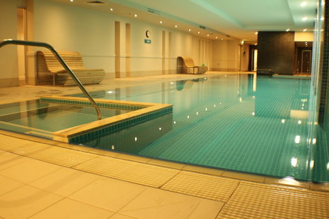 Beachside Luxury Apartments One & Two Bedroom In Beachfront Oaks Pier Building - Accommodation in Surfers Paradise 38