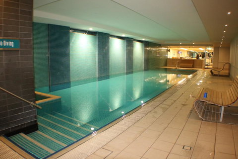 Beachside Luxury Apartments One & Two Bedroom In Beachfront Oaks Pier Building - Accommodation in Surfers Paradise 31