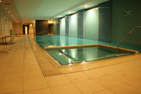 Beachside Luxury Apartments One & Two Bedroom In Beachfront Oaks Pier Building - Accommodation in Surfers Paradise 37