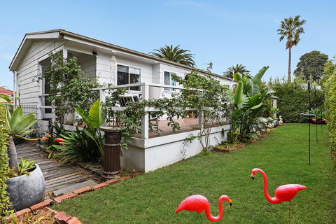 Ainslie Roberts Drive Retreat - Accommodation in Surfers Paradise 7