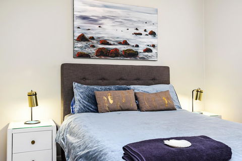 Ainslie Roberts Drive Retreat - Accommodation in Surfers Paradise 6