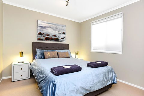 Ainslie Roberts Drive Retreat - Accommodation in Surfers Paradise 4