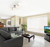Ainslie Roberts Drive Retreat - Accommodation in Surfers Paradise
