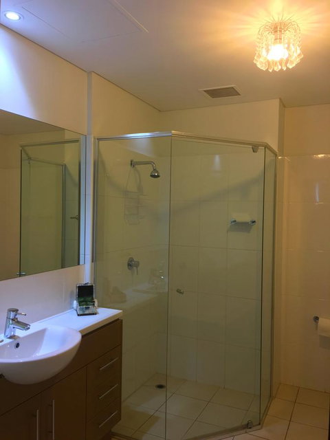 Wallaroo Marina Luxury Apartment - Accommodation in Surfers Paradise 11