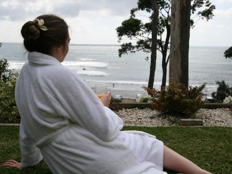 Mollymook Beach Waterfront - Accommodation in Surfers Paradise 25