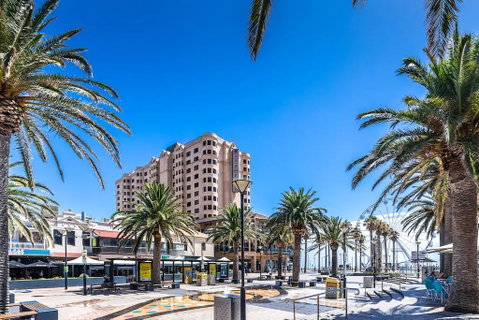 Hi 5 Glenelg Studio Apartment - Accommodation in Surfers Paradise 30