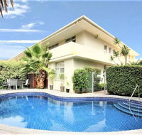 Hi 5 stars Glenelg Studio Apartment - Accommodation in Surfers Paradise