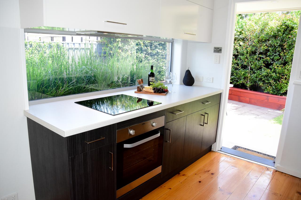 Plympton SA Accommodation in Surfers Paradise