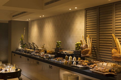 Mayfair Hotel - Accommodation in Surfers Paradise 3