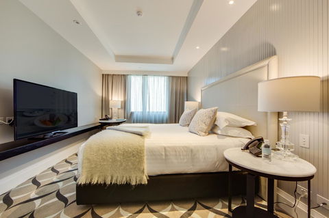 Mayfair Hotel - Accommodation in Surfers Paradise 6