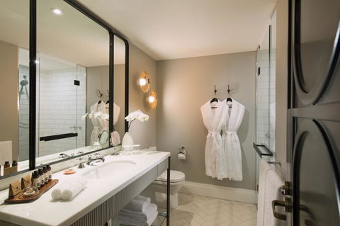 Mayfair Hotel - Accommodation in Surfers Paradise 12