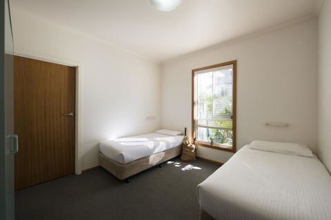 The Retreat West Beach Parks - Accommodation in Surfers Paradise 25
