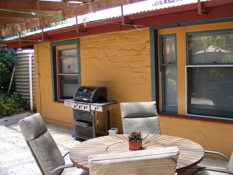 Trevalia Accommodation - Accommodation in Surfers Paradise 9