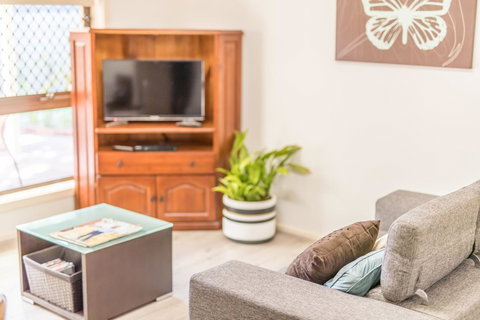 Tanunda\'s Magpie House - Accommodation in Surfers Paradise 14