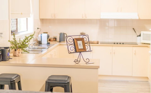 Tanunda\'s Magpie House - Accommodation in Surfers Paradise 11