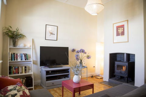 Wayfarers Cottage - Accommodation in Surfers Paradise 1