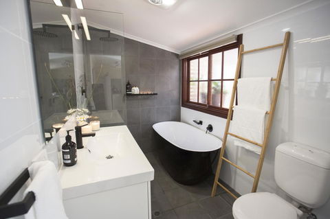 Wayfarers Cottage - Accommodation in Surfers Paradise 3