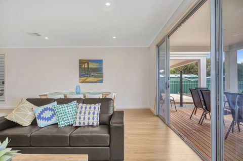 Eastern Breeze - Accommodation in Surfers Paradise 30