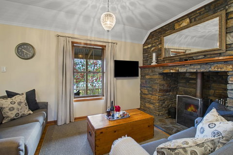 Stonewell Cottages And Vineyards - Accommodation in Surfers Paradise 27