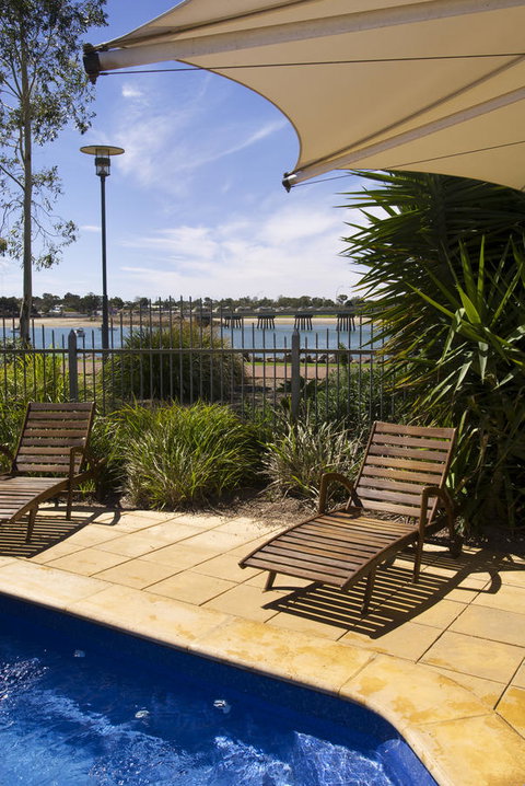 Majestic Oasis Apartments - Accommodation in Surfers Paradise 13