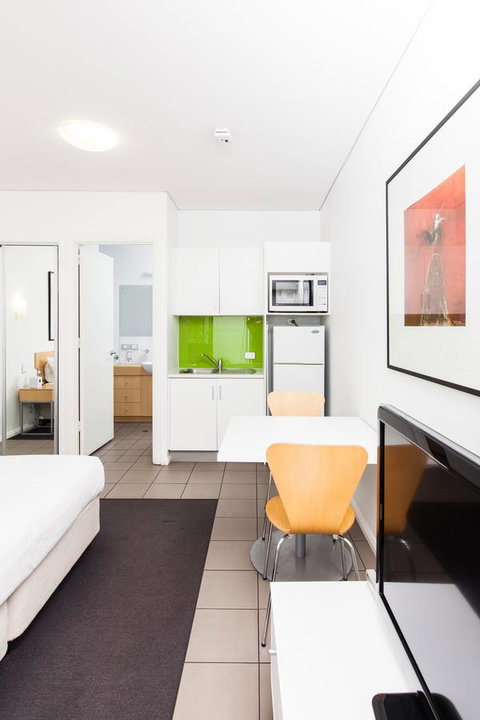Majestic Oasis Apartments - Accommodation in Surfers Paradise 27