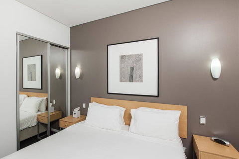Majestic Oasis Apartments - Accommodation in Surfers Paradise 15