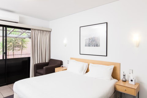 Majestic Oasis Apartments - Accommodation in Surfers Paradise 30