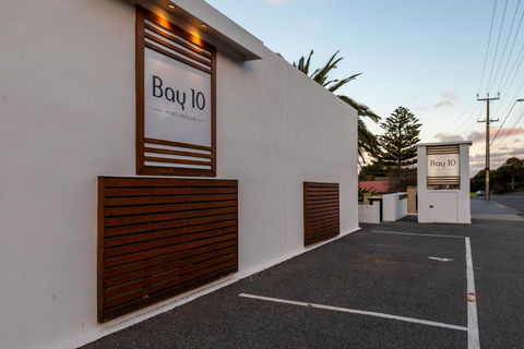 Bay 10 - Suites And Apartments - Accommodation in Surfers Paradise 19