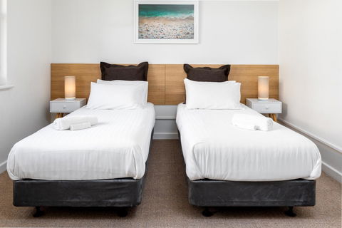 Bay 10 - Suites And Apartments - Accommodation in Surfers Paradise 15