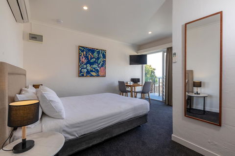 Bay 10 - Suites And Apartments - Accommodation in Surfers Paradise 13