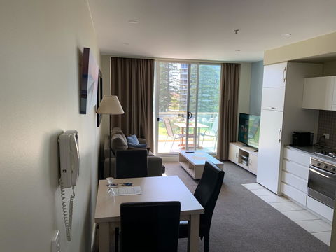 Luxury Beachside Accomodation - Accommodation in Surfers Paradise 5