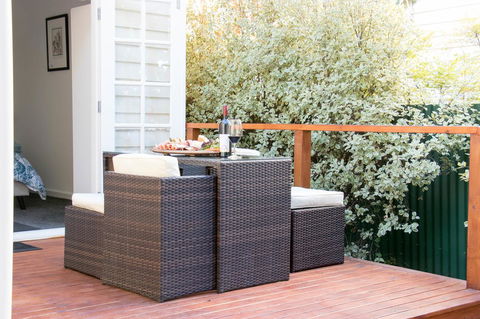 A Coonawarra Experience - Accommodation in Surfers Paradise 4