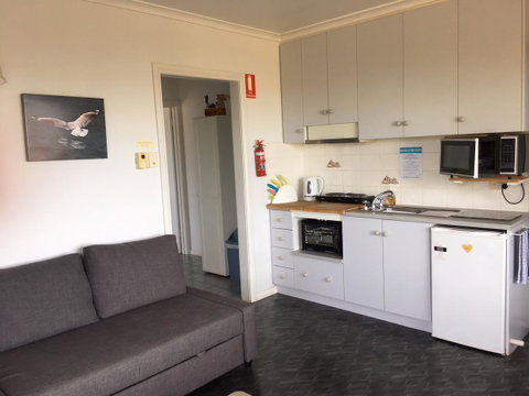 Emu Bay Holiday Homes - Accommodation in Surfers Paradise 36